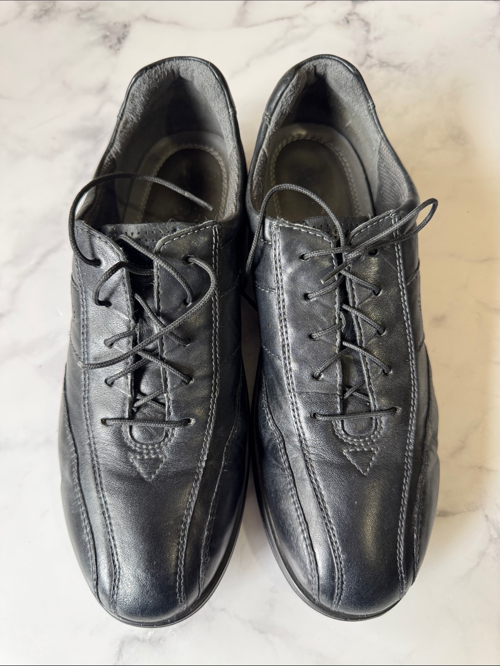 ECCO Sky Tie Lace Up Flat Black Leather 39/8